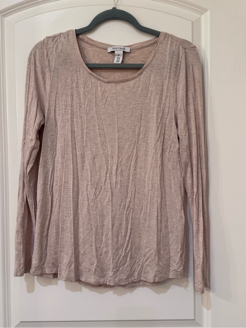 White House Black Market Long Sleeve Scoop Neck Top